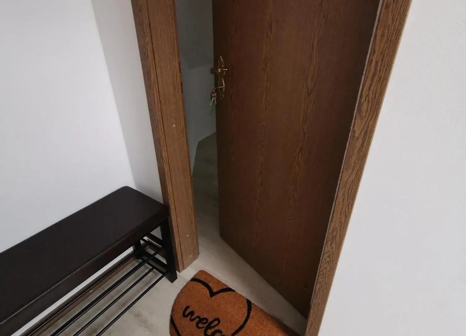 Apartamento Dachzimmer Mit Kochecke Und Duschbad, Nahe Messe Hanóver Alemania
